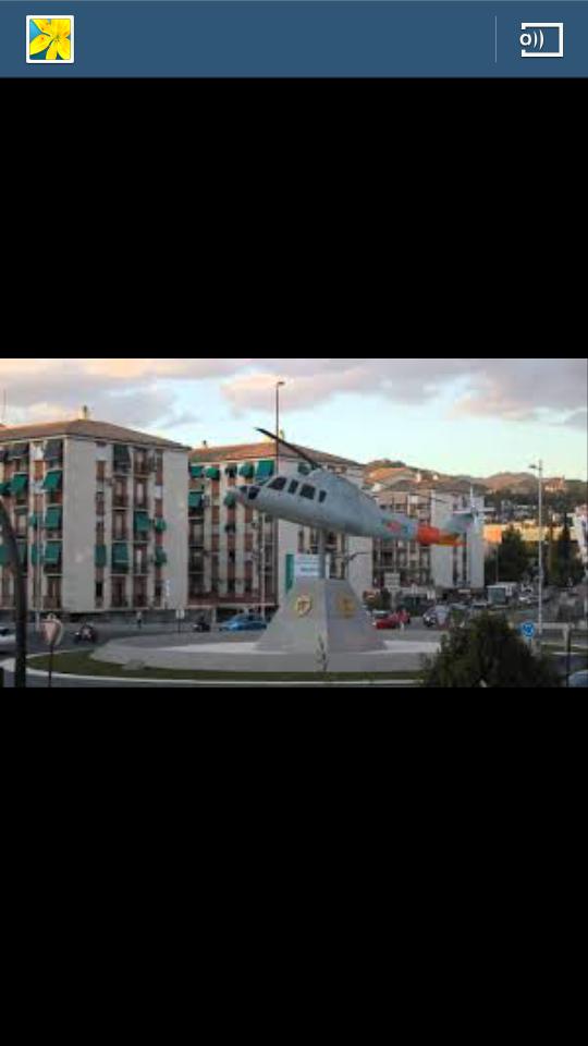 meibeloide's tweet photo. @BDJaviYMar he aqui la famosa rotonda helicóptero de granada! Yo creo que tiene su encanto! #rotondasfeas http://t.co/3IqTUhPfOh
