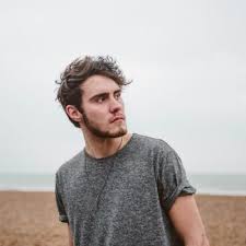 Happy birthday Alfie Deyes ( ) 