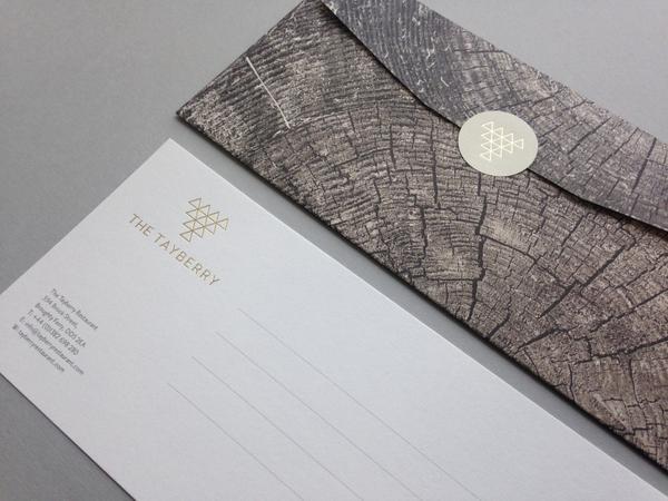 colorplanpapers's tweet image. Wow, this litho printed envelope and gold foil on Pristine White looks incredible @atalantadesign.