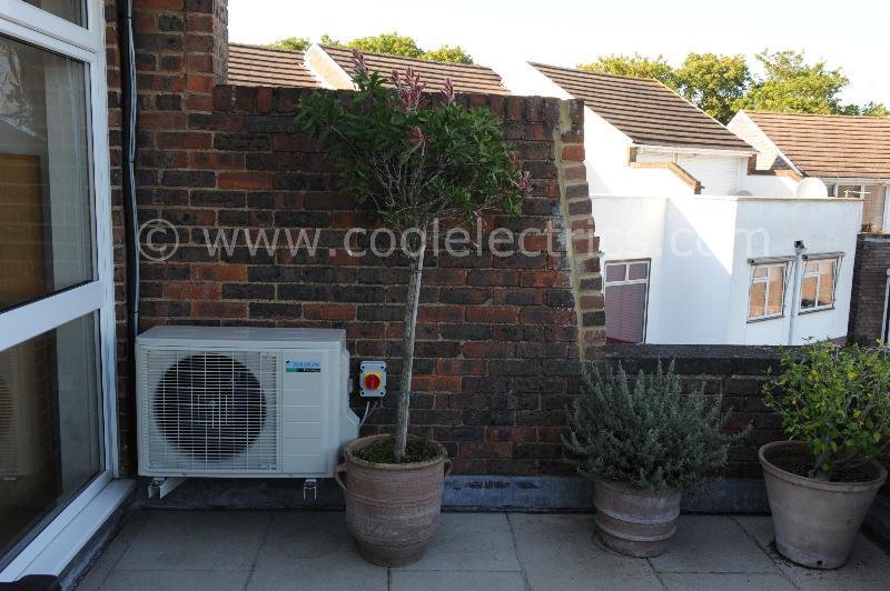 Cool Electrics tweet media