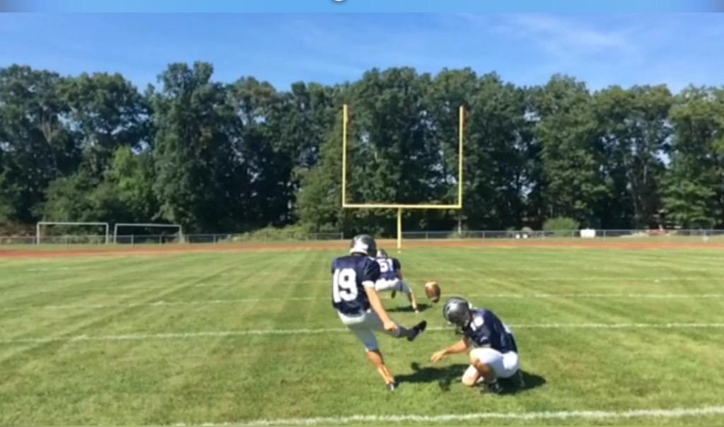 5StarKicking's tweet image. A big thank you to @TCCharger1 for supplying the field-goal unit for a very productive workout Wednesday. #smoothflow