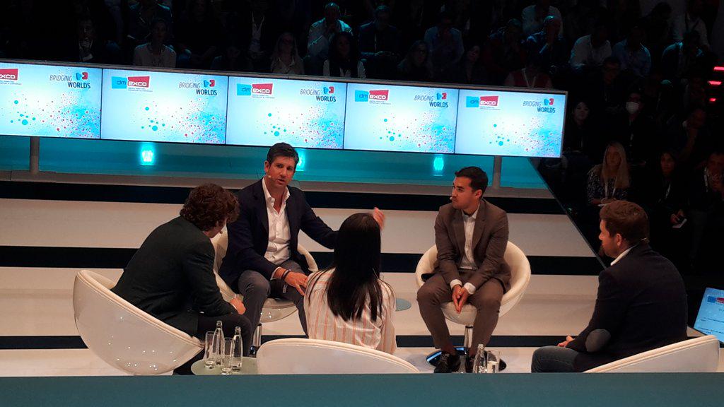 ruhrpottagentin's tweet image. "Content is King, but Distribution is Queen and she wears the pants". Zitat aus Panel z. digital Publishing. @dmexco