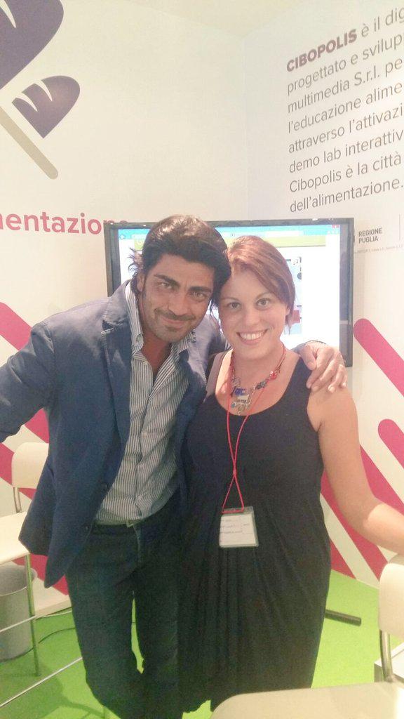 Anche <a href="/almobibolotti/">Almo Bibolotti</a>, direttamente da <a href="/MasterChef_it/">MasterChef Italia</a> gioca a Cibopolis alla <a href="/FieraDelLevante/">Nuova Fiera del Levante</a>