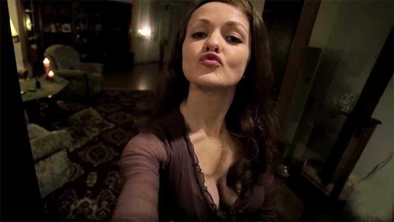 TheQuirker's tweet photo. You’ll never take a selfie again: Viral video puts the willies up smartphone users everywhere! http://t.co/b7qkSdSsPN http://t.co/XR914BfHTa