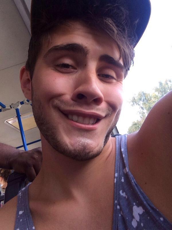 HAPPY BIRTHDAY ALFIE DEYES. YOU LIGHT UP MY DEYES     take care mate 