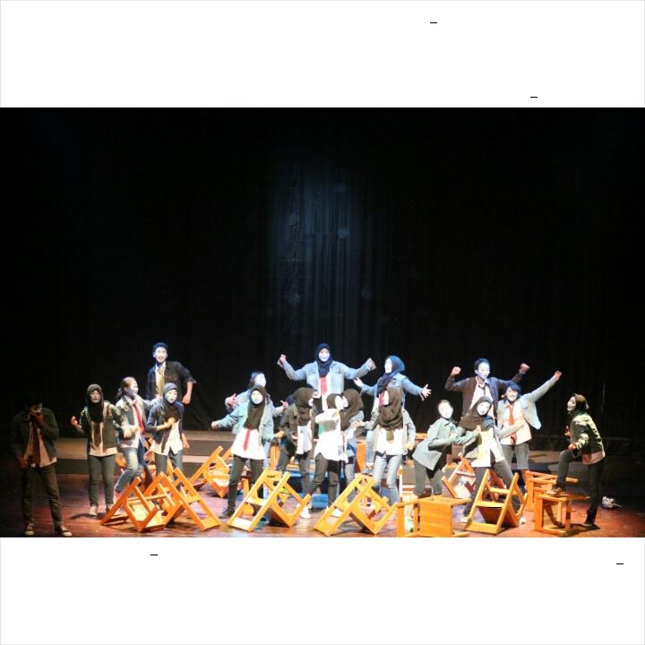 Pementasan Teater Kaca 'AN(no)YING'. Terima kasih semua yg terlibat dalam pementasan kaca di FTS-25. Selamat!!!💕