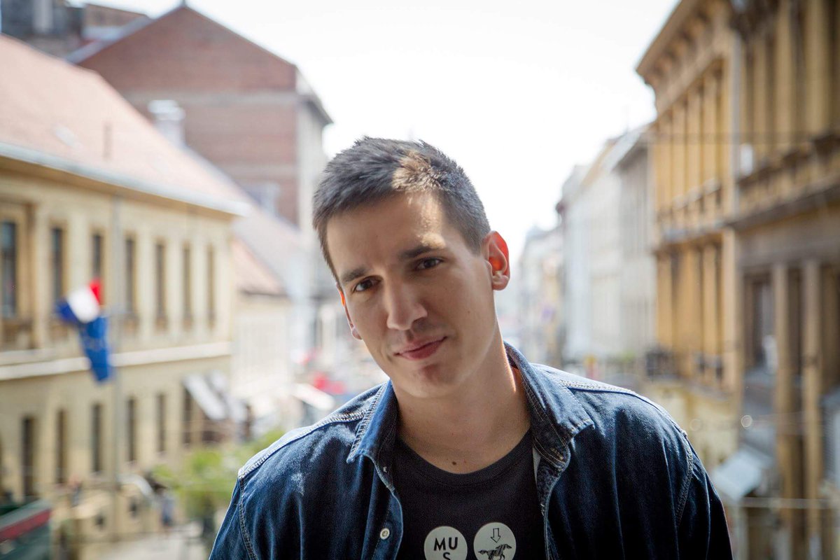 .<a href="/MaricicLuka/">Luka Maričić</a> govori o novim idejama, disciplini, organizaciji i vođenju društvenih mreža. :) media-marketing.com/mladi-lideri/l…