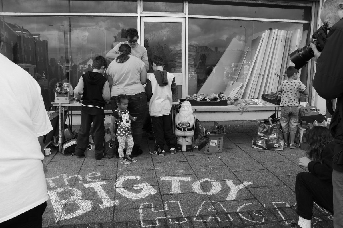 TheBurghz's tweet image. Some great pictures from @knowlewestmedia #toyhack in Filwood at w'end ow.ly/Skhzl #NAP2015 #Bristol2015