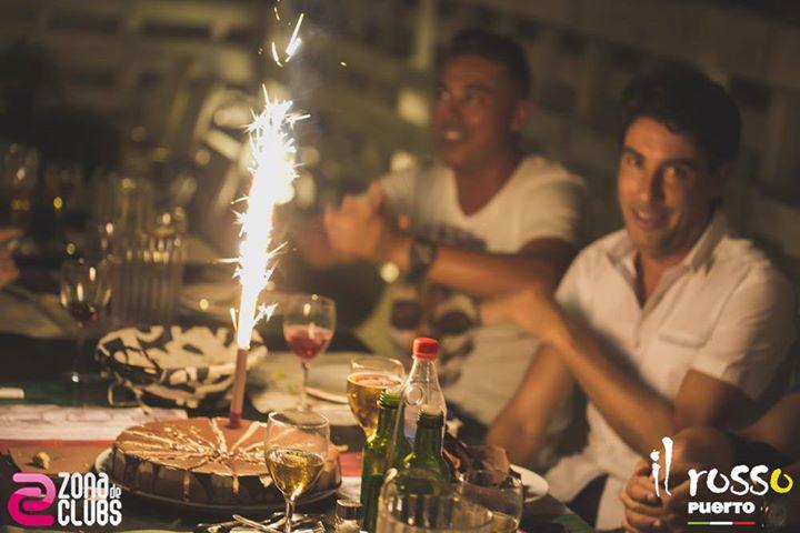 ilrossoPuerto's tweet photo. ¡Cumpleaños feliz, cumpleaños feliz..! Ven y celebra con nosotros tu cumpleaños ¡serás el rey o la reina de la noche! http://t.co/X7jovbVKMj