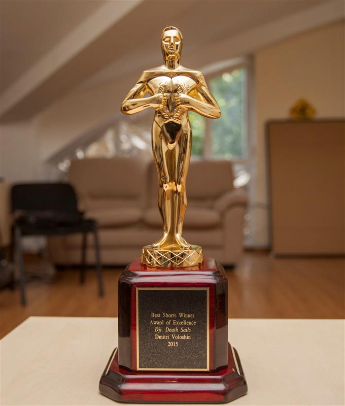 SimpalsStudio's tweet image. Thank you for this beautiful award!!! @bestshorts