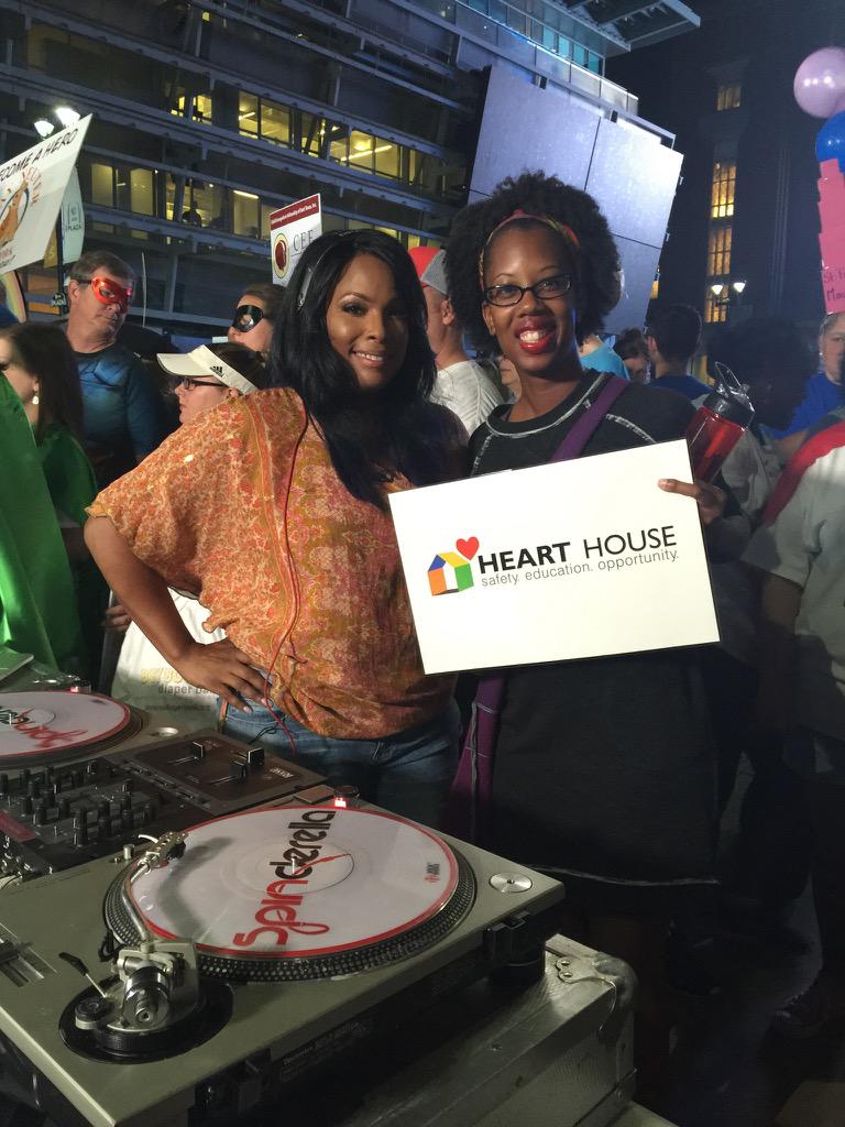 HeartHouseD's tweet photo. Thank you @Spindeezy, for keeping us awake this morning! #IAmUP @WFAAalexa @wfaachannel8  #NTXGivingDay http://t.co/nZ7NYEvEIt