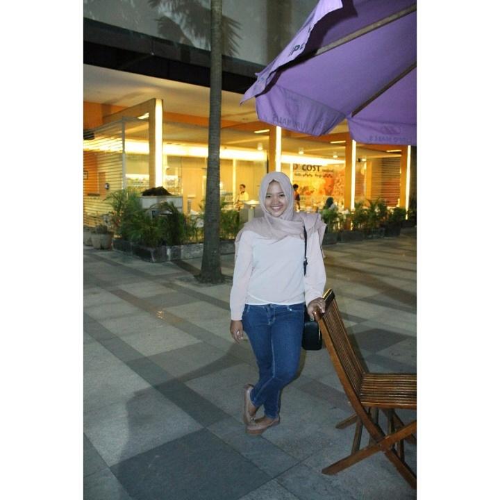reva_lutfia's tweet photo. http://t.co/xp9HwIWzW8