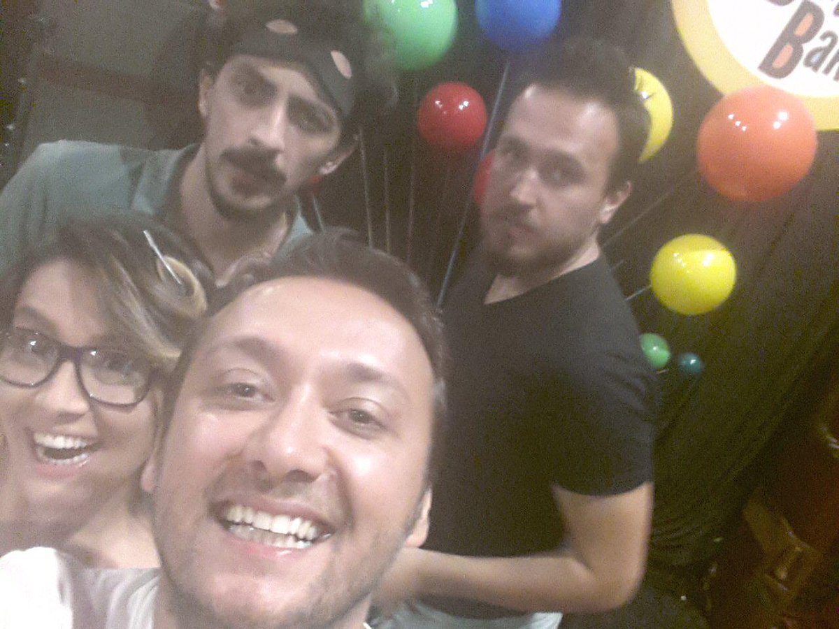 bilalcatalcekic's tweet photo. #buyurburdanbak sahnede kudurmaca;) http://t.co/aFjk2hdCmh