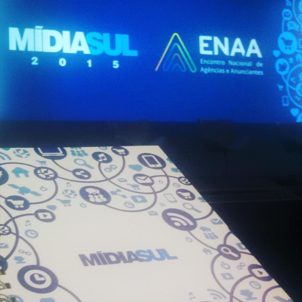 sandrinhag's tweet photo. #MídiaSul2015 http://t.co/uphzdqGMtv