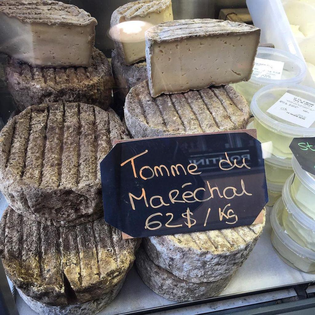 KarenBurnsBooth's tweet image. A wonderful Québécois cheese in Marche Jean Talon - CHEESE! Ou FROMAGE! #mtlmoments #quebe… ift.tt/1KiFvFH