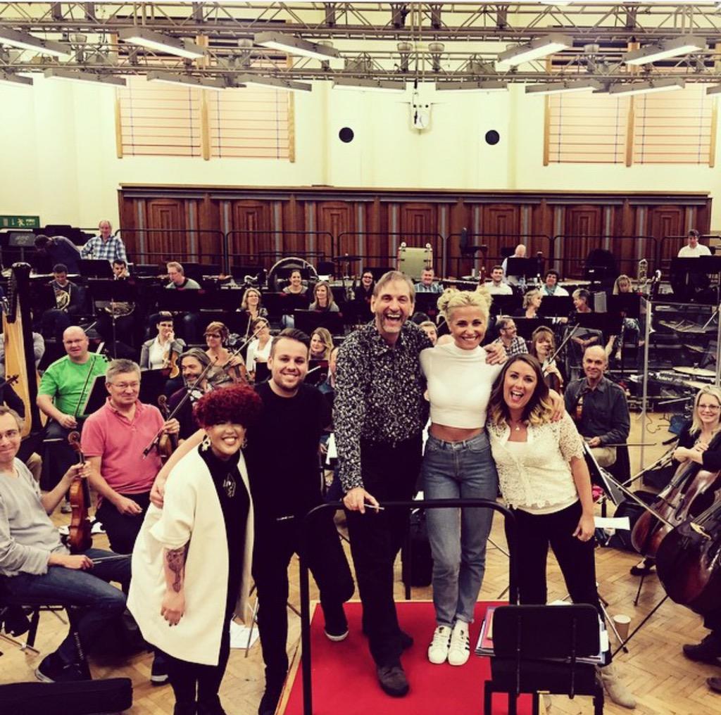 Great morning with <a href="/PixieLott/">Pixie Lott</a> and the beautiful orchestra for tomorrow's big show #BoB75 #music #radio2 #singer