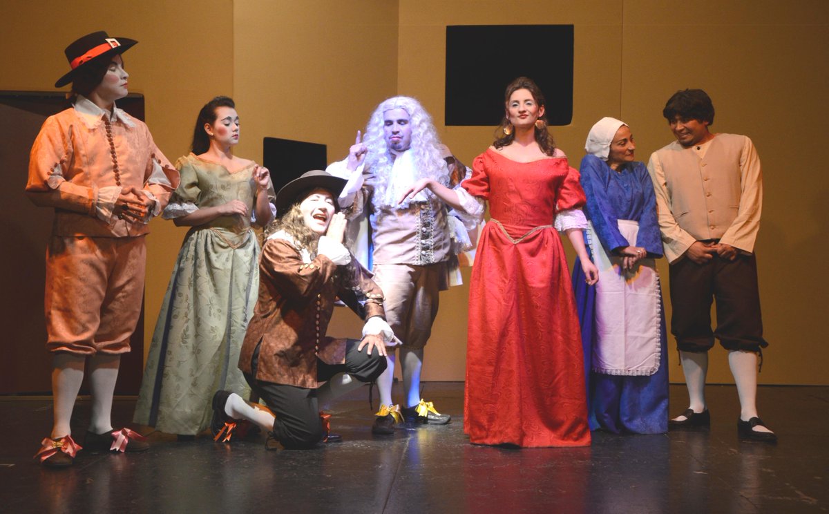 ATBDEBOGOTA's tweet photo. Del Lirio Teatro, ¡pronto en escena!. En la oscuridad te sorprenderá. http://t.co/oIxkaw4nul