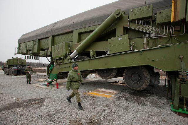 Tom_Antonov's tweet image. Intercontinental ballistic missiles Topol-M RT-2PM2 loaded into a silo
#ICBM #Russia