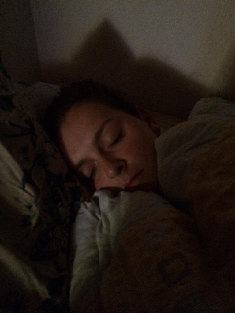 SmidJskub's tweet photo. #mylove#dream#sleep#iloveyou http://t.co/SYaUzqlQ0X