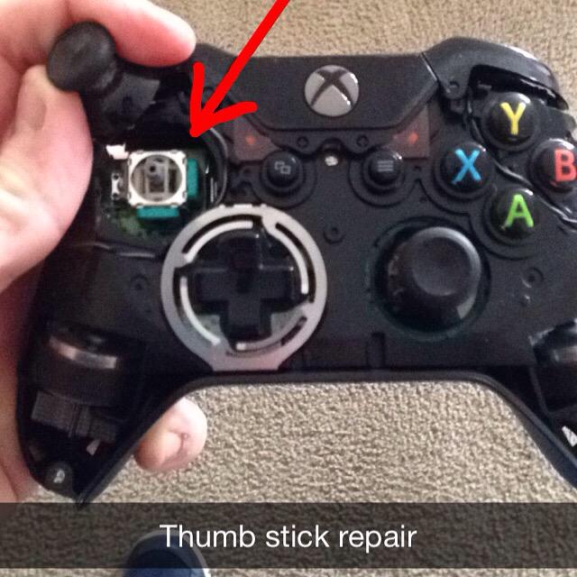 MajorGamerC's tweet photo. Gotta repair this thumbstick #Xbox #Gamer #MajorGamerCustoms http://t.co/nYZ9erPOzZ