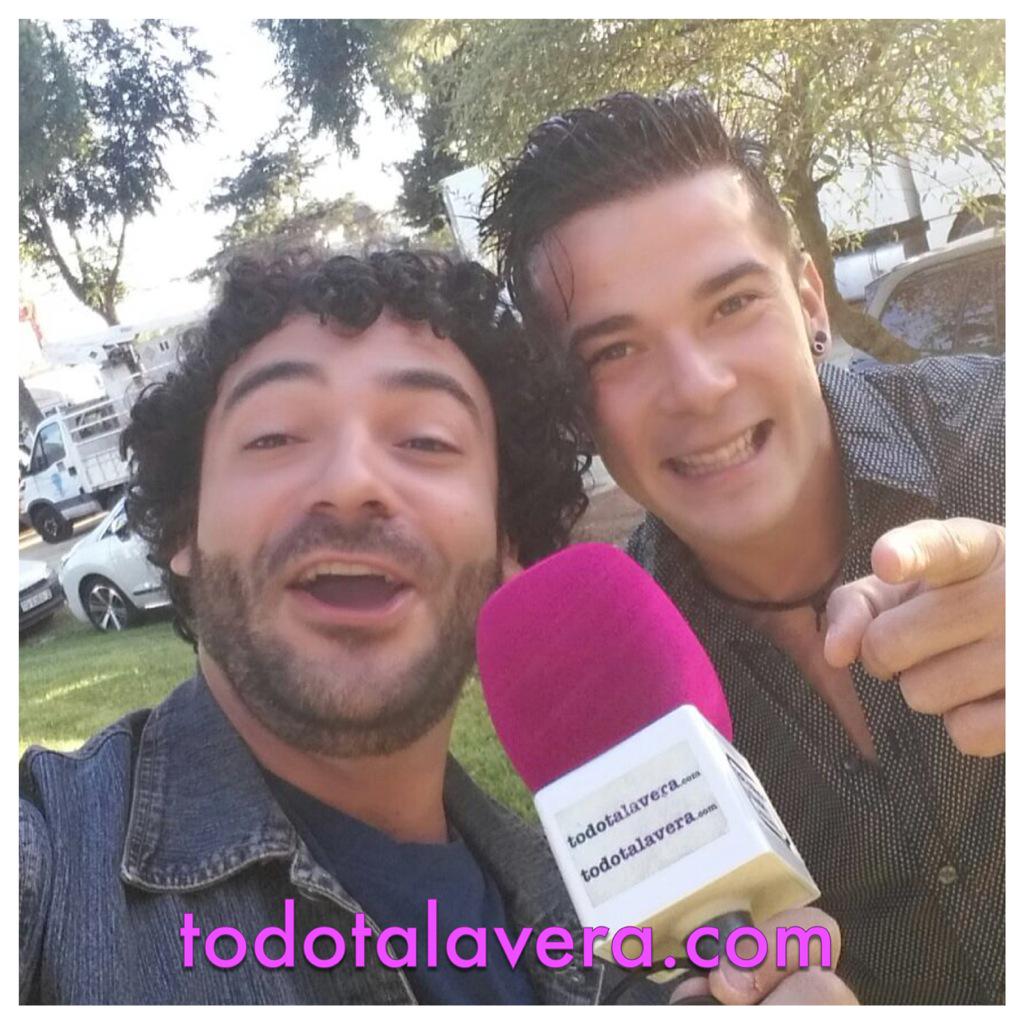 todotalaveraTT's tweet photo. Nuestro entrevistador @ChrisVzqz  con @CFOCarlosMC3 http://t.co/BfJo2F1uLu