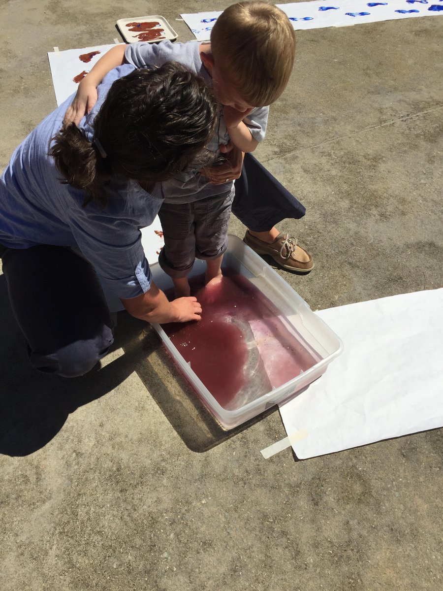 Preschool loves reading Pete the Cat: I Love My White Shoes! by. Eric Litwin illustrated by. James Dean