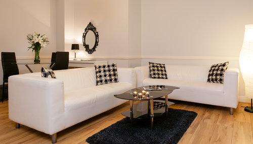 AmberleyBandB's tweet photo. Check out our huge of Short-Stay #HolidayApartments located in the heart of #Dublin. 
http://t.co/e1gJcL1GgT http://t.co/YKYfq5m9lh