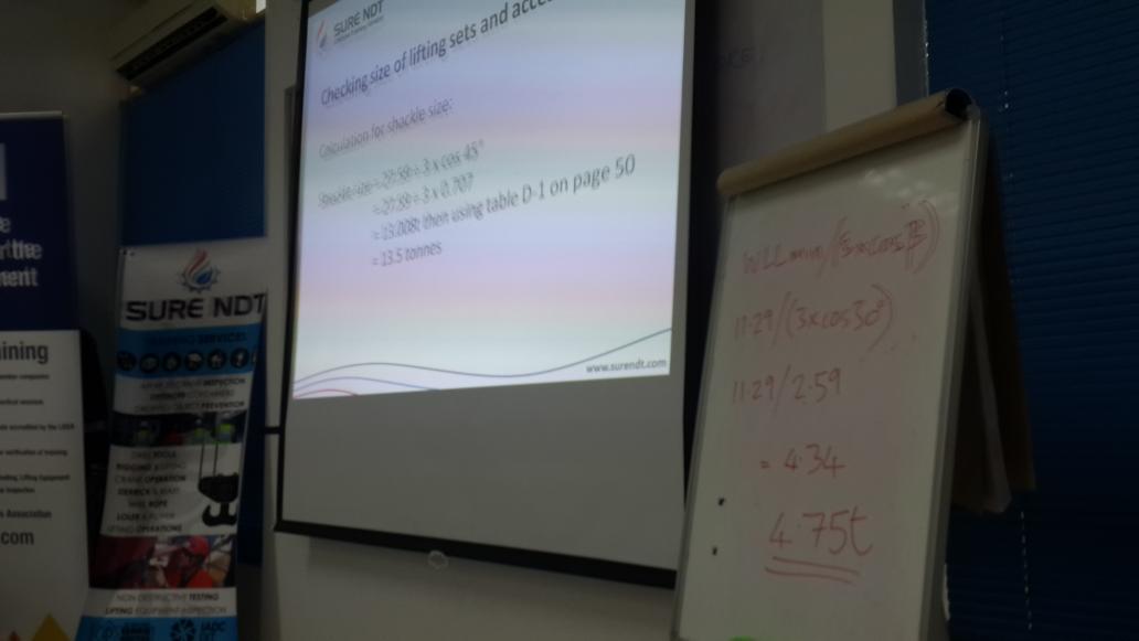 sure_ndt's tweet image. Checking sizes of lifting sets and accessories for offshore containers. #offshorecontainers #apitraining