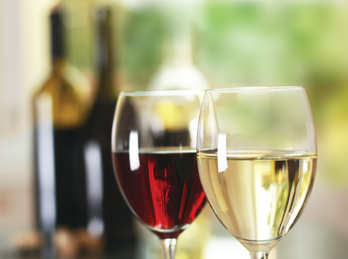 AmoreWegmans's tweet photo. Cheers to the (almost) weekend! What wine will you enjoy at happy hour tonight? #ROC http://t.co/eGJERKoIMf