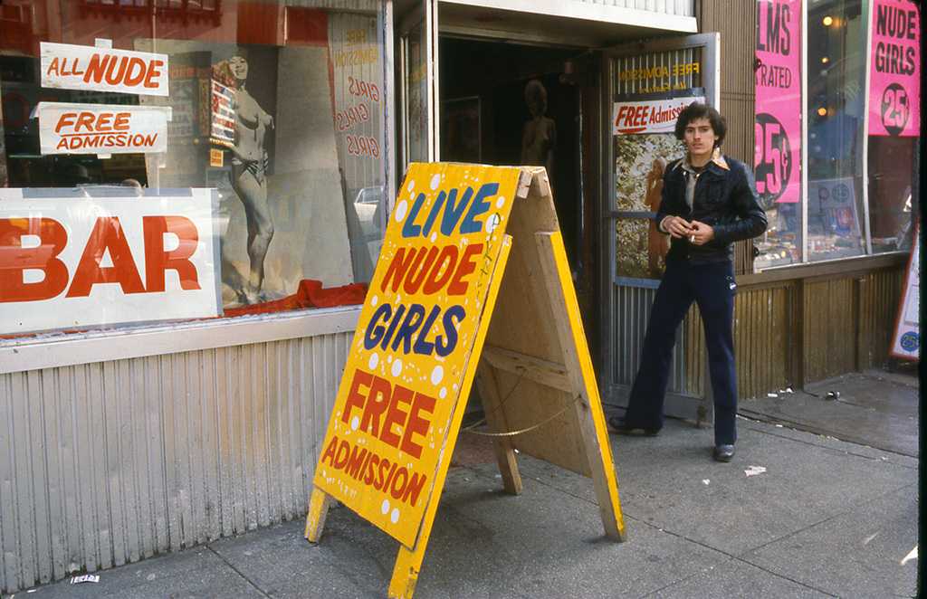 LOeildelaPhoto's tweet photo. Ragazine : Interview of Maggie Hopp
Time Square
#Ragazine #Interview #MaggieHopp #TimeSquare
http://t.co/tK0doH2aXj http://t.co/MMPLeZvDz6