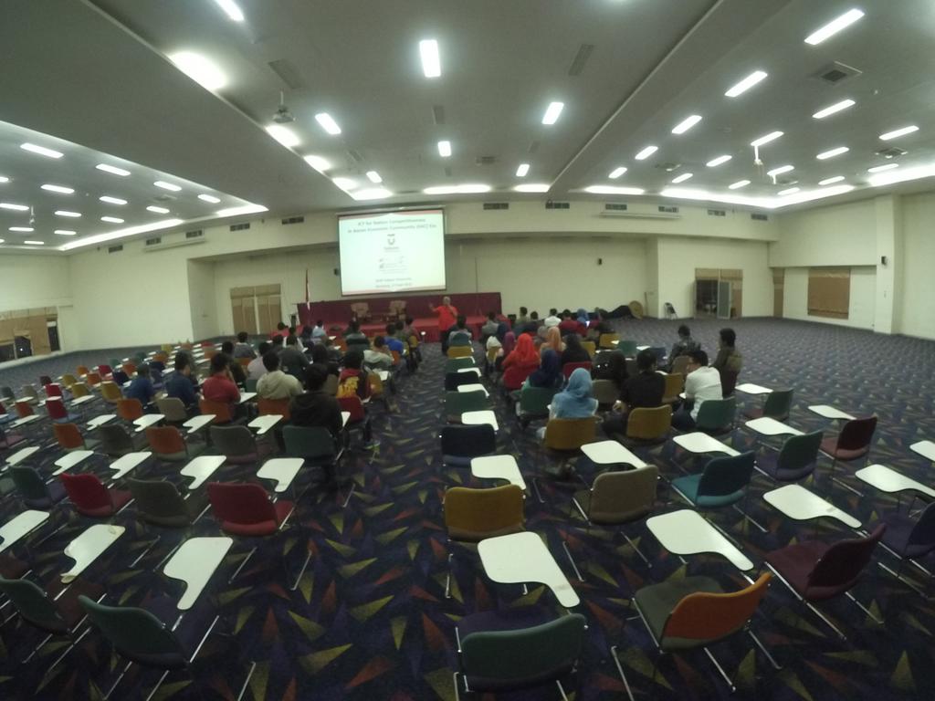 kastratTelU's tweet photo. Terima kasih kawan mahasiswa atas kedatangannya, See you next event :) http://t.co/pMF0CxgcrW