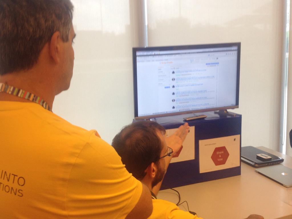 ericsson_europe's tweet photo. Share and vote, the new development processes and tools we are experimenting in Italy #InnovationDay15 @Snip2Code http://t.co/3qKPiY2i20