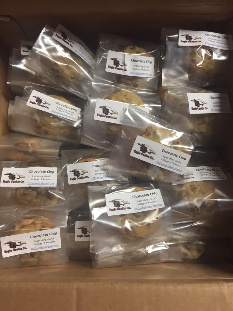 OCCookieCo's tweet photo. WE ARE SELLING TODAY RIGHT AFTER CHAPEL IN THE STUDENT CENTER COME GET SOME http://t.co/yllK9D4elz