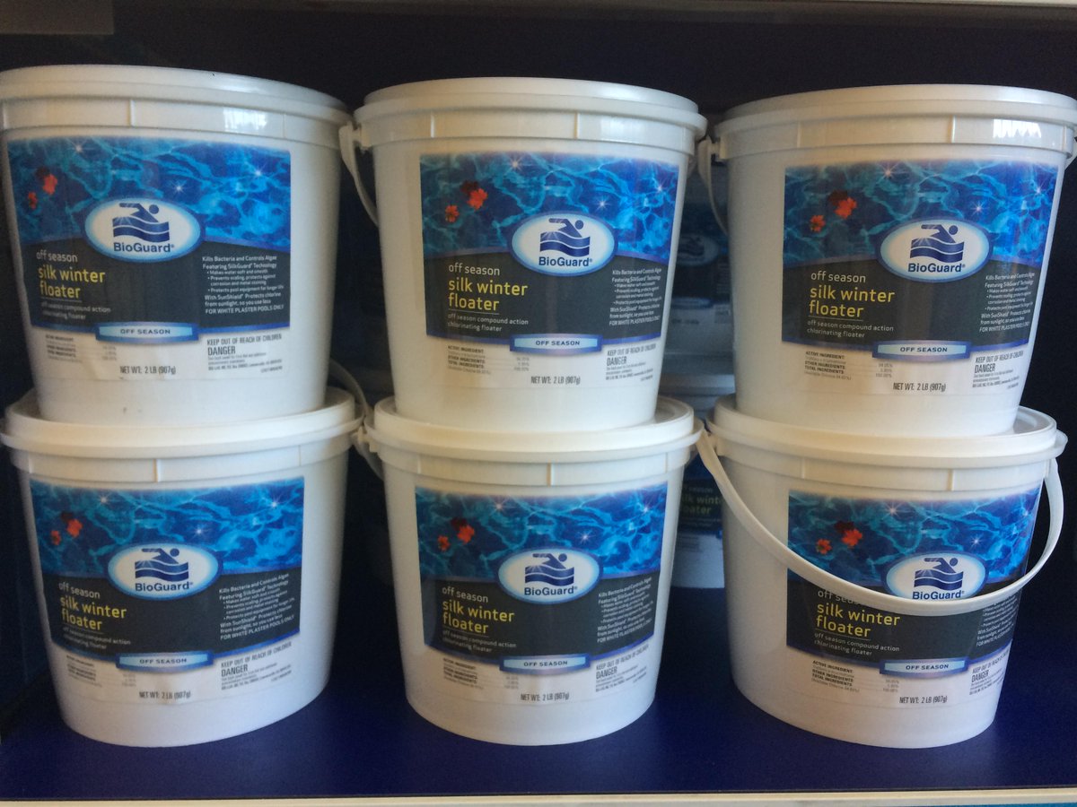 AlpaPools's tweet image. Off-Season Winter Floaters: Kills Bacteria &amp;amp; Controls Algae Featuring SilkGuard Technology @BioGuard