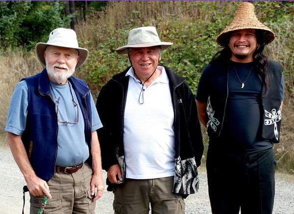 Discover secrets of Saturday's ethnobotany walk today's Go! Explore ow.ly/SlpjC #yyj