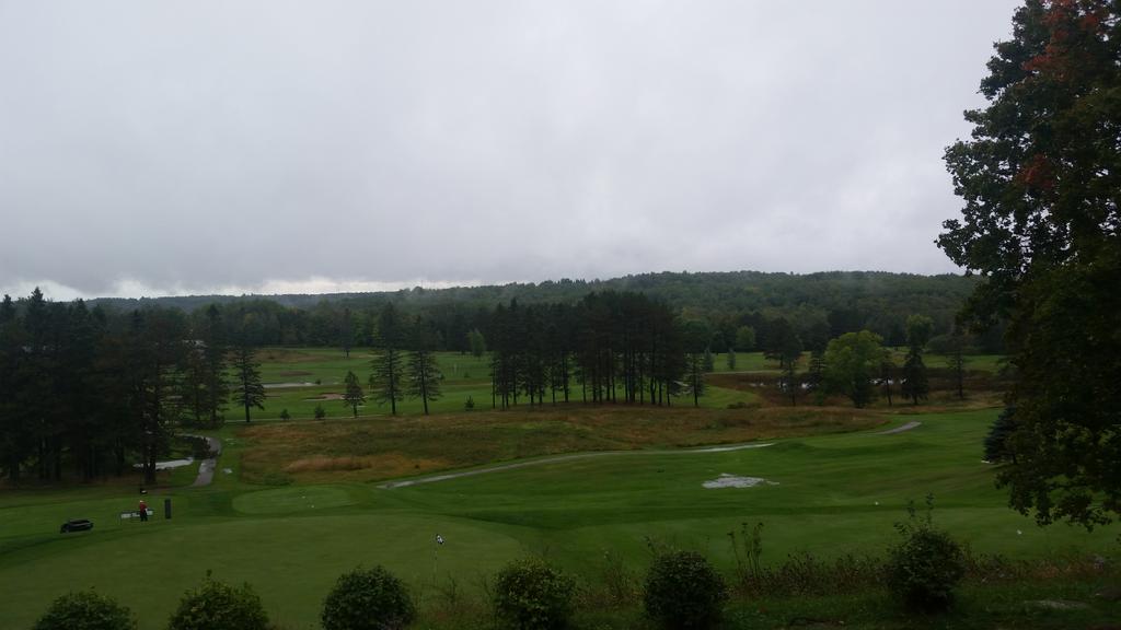 28CJohnson's tweet photo. #picaday160 4ball prep instead as ppd final, final league scramble to nxt thursday with damp course, no carts... http://t.co/NLsNDBMMat