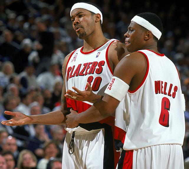 HAPPY BIRTHDAY TO THE CHAMBERLAIN OF THE TECH, RASHEED WALLACE. NEVER AGAIN WILL SOMEONE AVERAGE 0.5 TECHS A GAME    