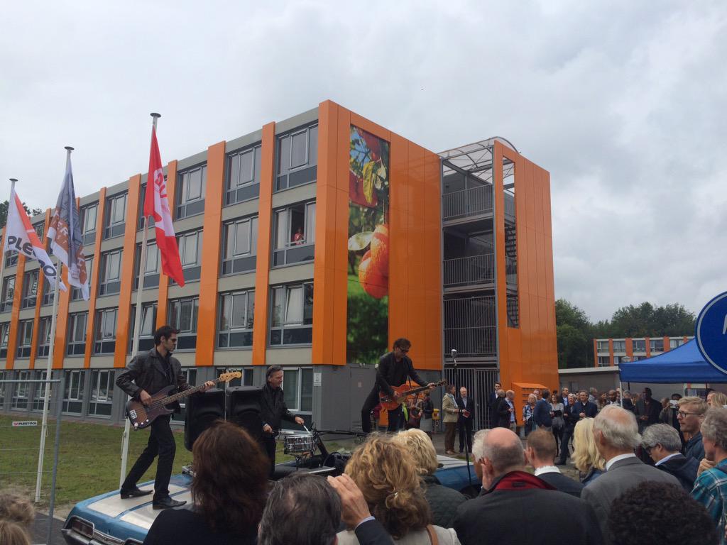 Net 551 studentenwoningen #Spinozacampus mieters geopend met <a href="/johnnygangsters/">johnnygangsters</a> <a href="/Haerzathe/">Haerzathe Investment</a> investeert &amp; <a href="/duwonl/">DUWO</a> beheert