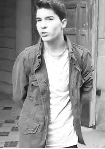 onlydanisu's tweet photo. Jesus te crees modelo o algo? http://t.co/FD4ctQwoVB