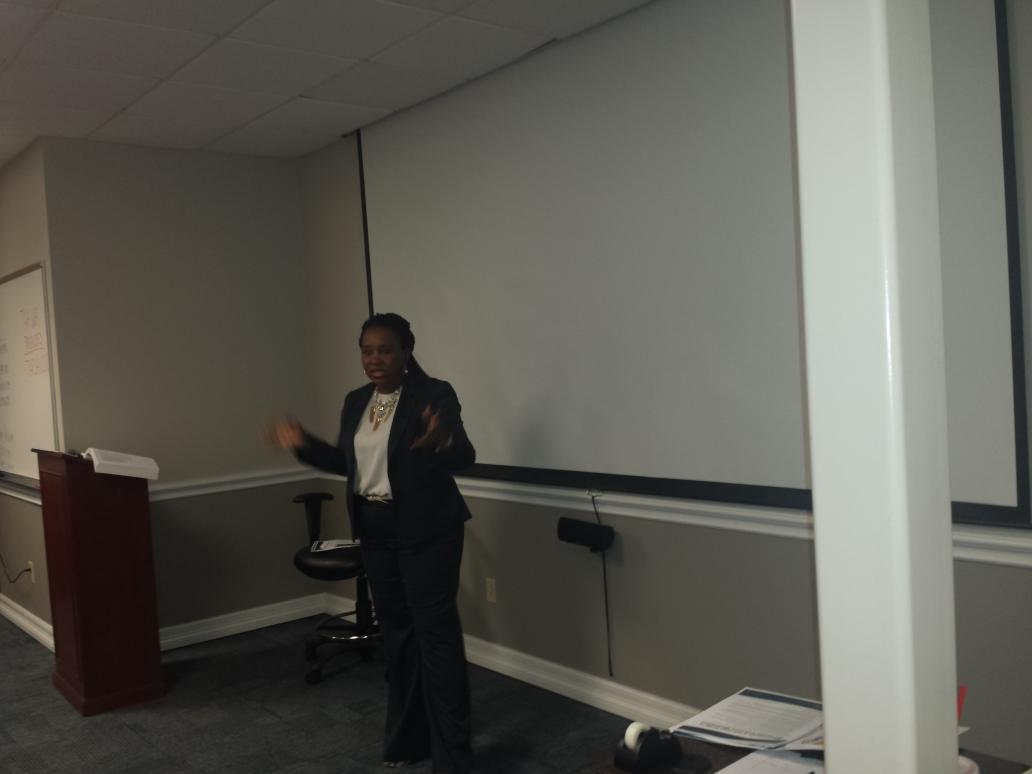 HHSRegion6's tweet image. ROS Moore spoke to US military mbrs on #ACA #healthcare options yesterday,  #TransitionAssistanceProgram, Fort Worth