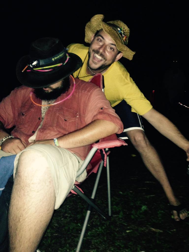 DJKyoh's tweet photo. Don't be that guy who passes out at a #festival #shoefest http://t.co/9LuZK7cPKa