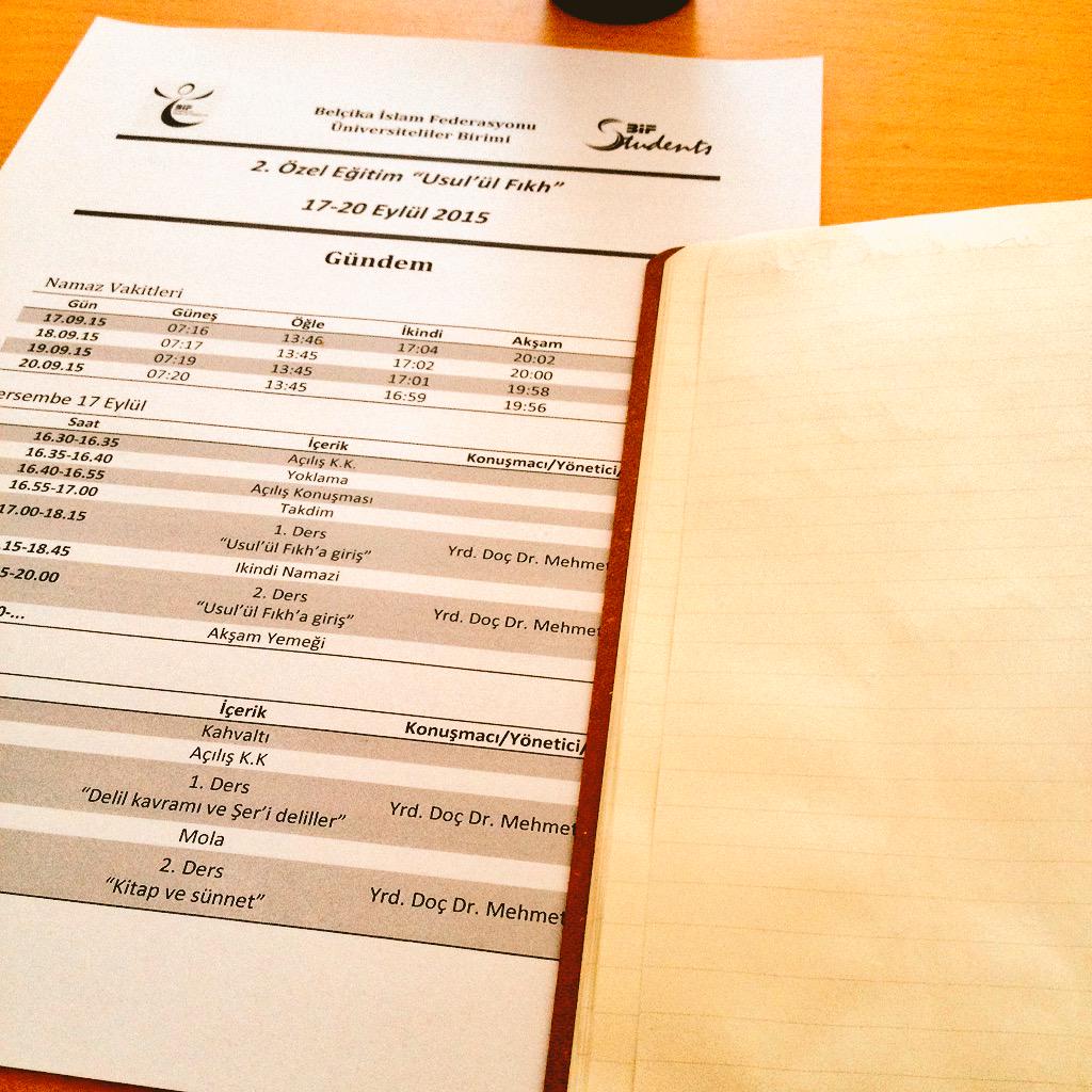 BIFStudents's tweet photo. #ÖzelEğitimBelçika2015 "Usûlü-l Fıkh" adlı 4 günlük özel eğitimimiz başladı http://t.co/XYoME8QOGn