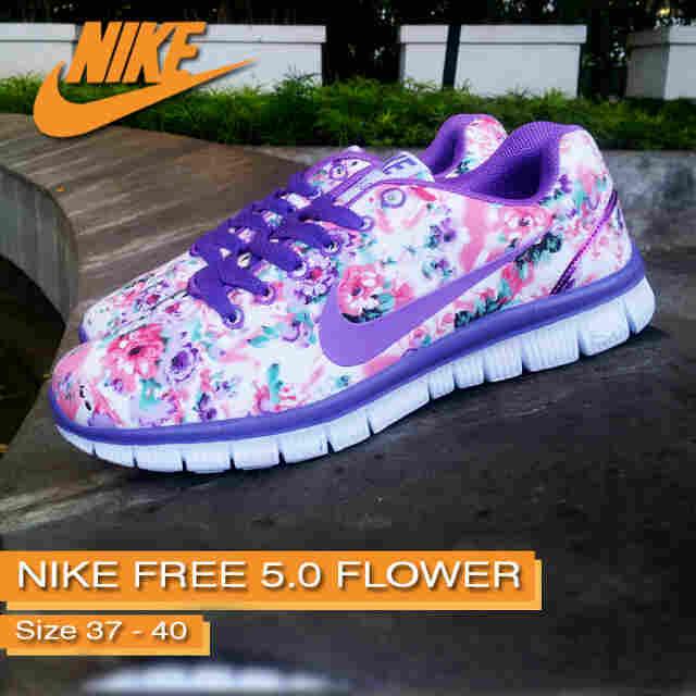 sales_promosi's tweet image. FREE ONGKIR !!!
Sepatu Impor - Nike Women
CUMA Rp. 260.000
klik: inisepatumurah.com/product/2529-n…
#NETCLC_Novi