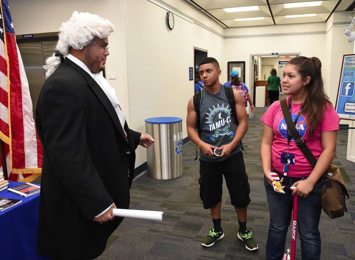 TAMUCCLibrary's tweet image. Ben Franklin in the Library! 11-2, Happy Constitution Day! #Tamucc #TAMUCCLibrary