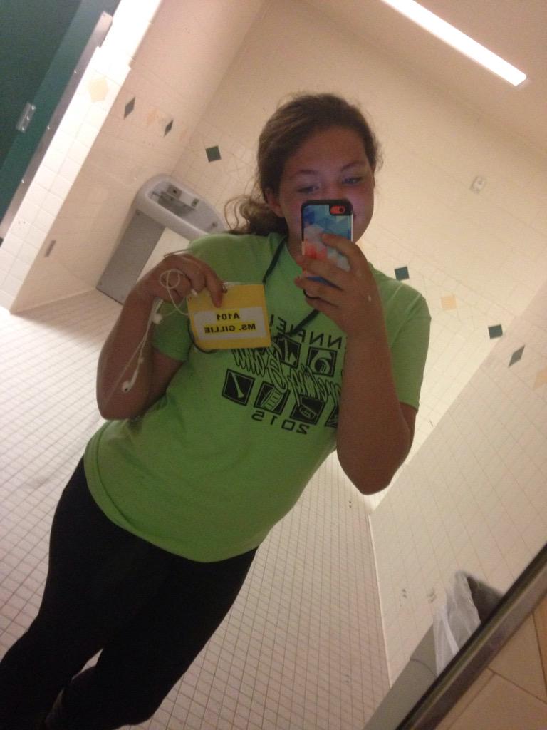 5seconds_of_me's tweet photo. @MsGillster #respectthepass http://t.co/sO0cVGH00W