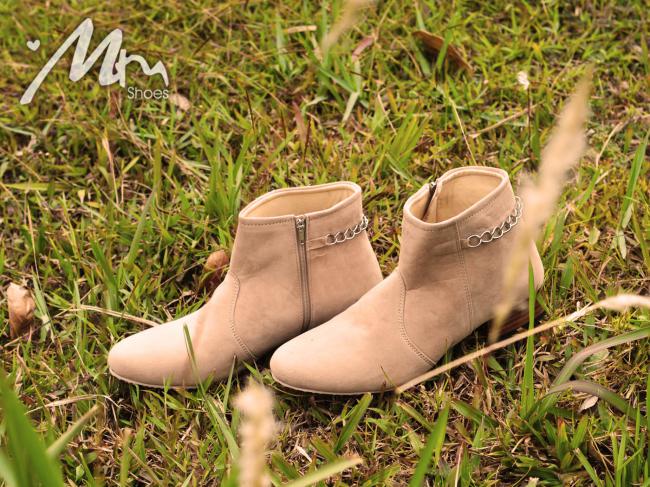 sales_promosi's tweet image. FREE ONGKIR !!!
Sepatu Wanita - MM Shoes
CUMA Rp. 220.000
klik: inisepatumurah.com/product/238-mm…
#NETCLC_Novi