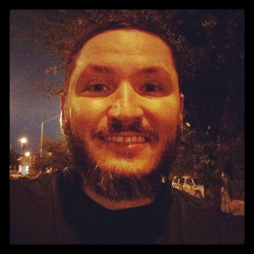 runnersdemty's tweet photo. #RunnerdelDia @zerkhufu 
#runnersdemonterrey #run #running #runner #monterrey #nuevoleon #… http://t.co/xg2idjspTA http://t.co/g5d8RyLXqV