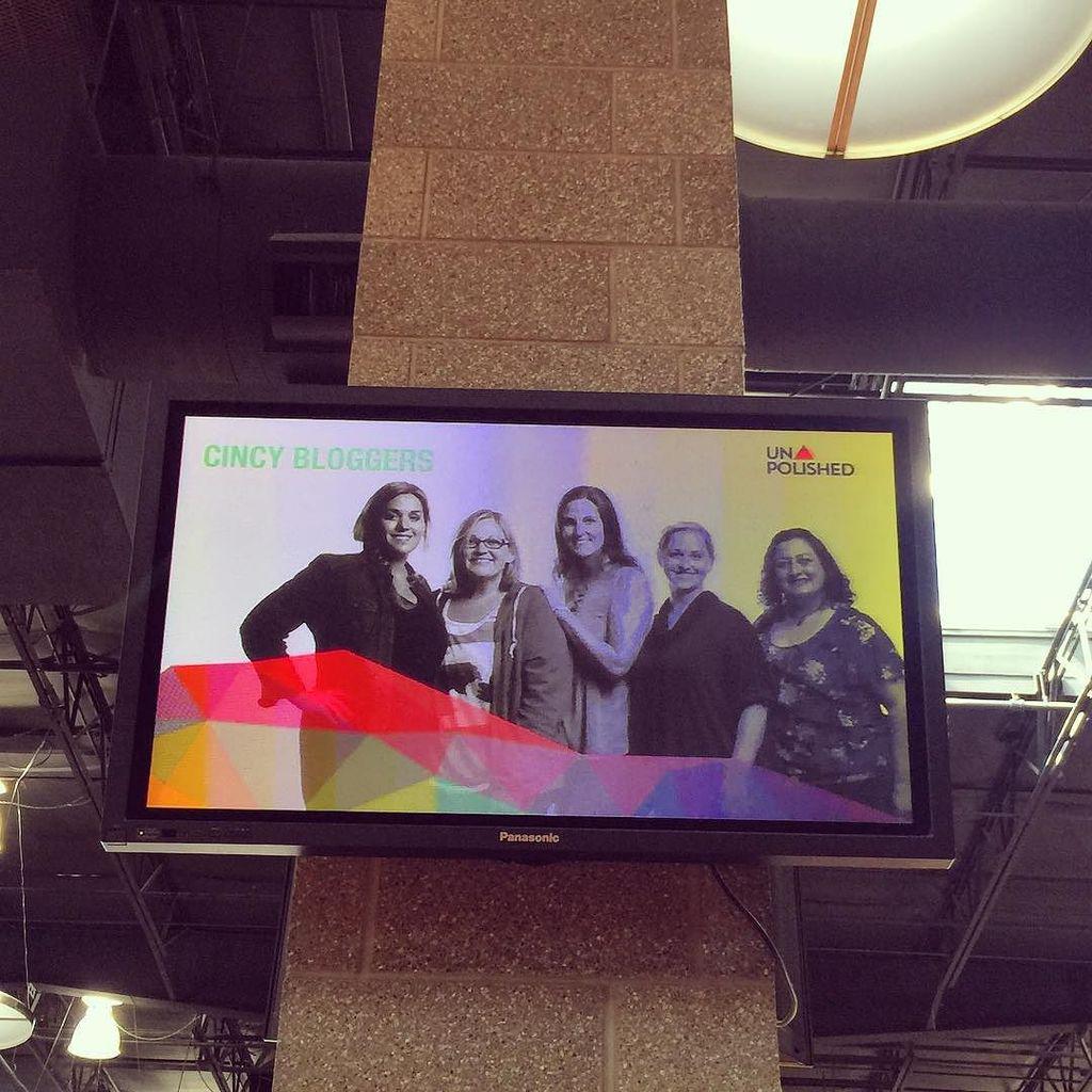 TheAdventureMom's tweet photo. Attending @unpolishedcincy with some of my #Cincyblogger peeps. Thanks for the great pic @jonbobdotcom #unpolished http://t.co/aVC9mthepQ