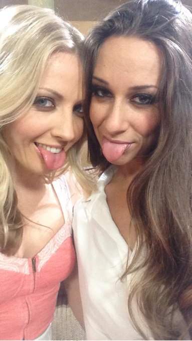 She's that A-1, bae type, wifey kinda girl😍😍😍 @KarlaKush420 http://t.co/PhyUH60roV<a href="/tag/kleinoholics"class="tags"><span>#kleinoholics</span></a>