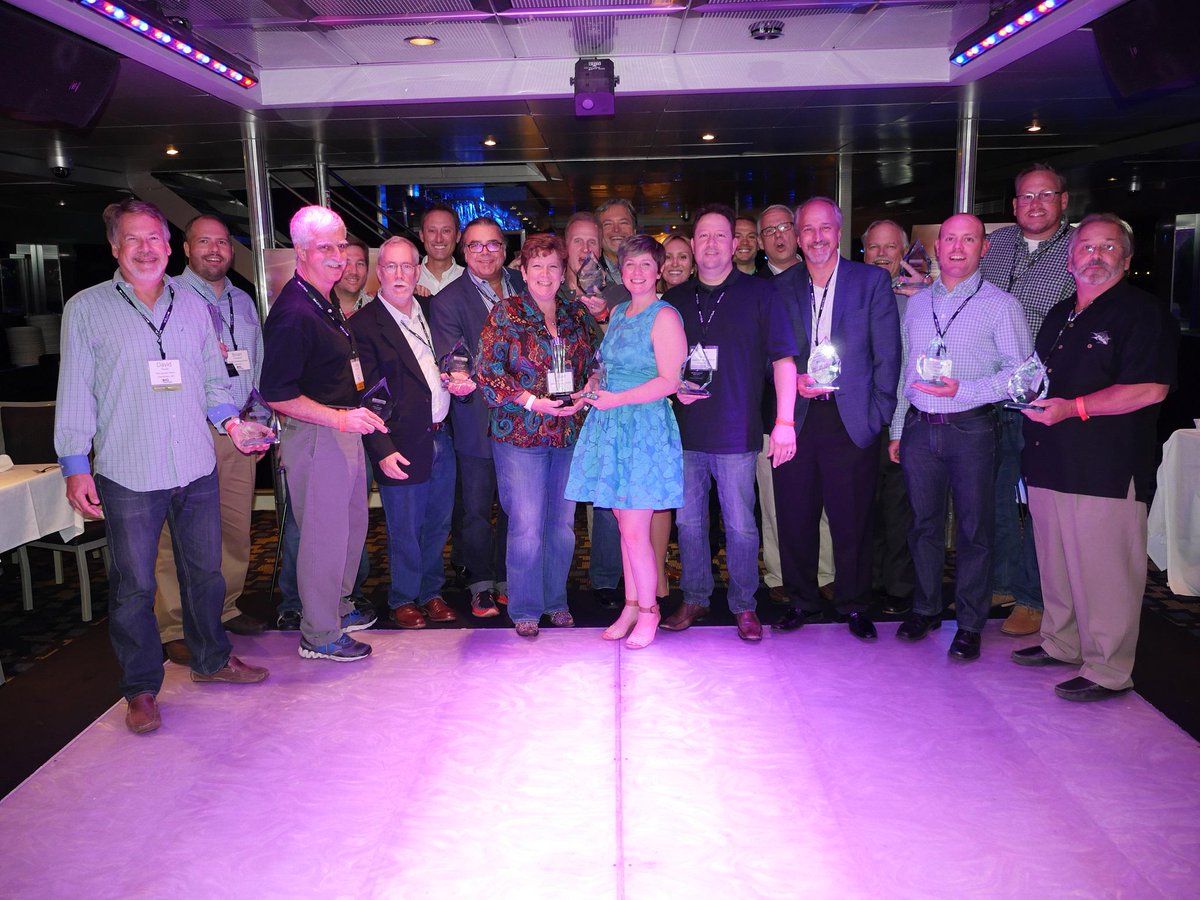HTSA_'s tweet photo. Congratulations to the members and vendors honored in our Annual Awards Ceremony last night #HTSAFall15 http://t.co/rhKJzhBVVu